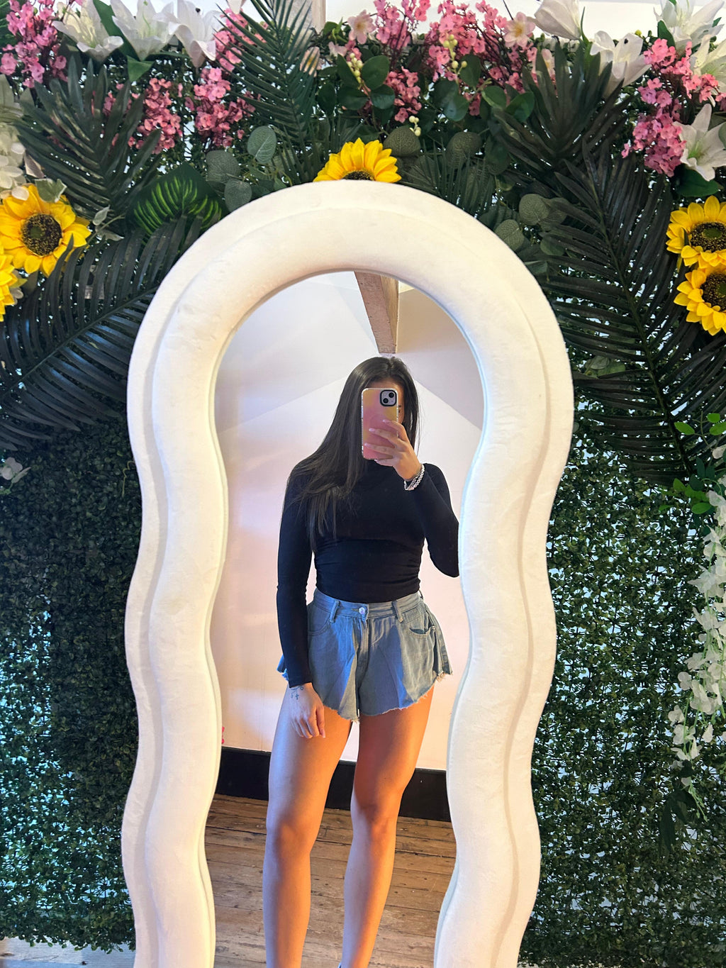 Women’s Loose Fit Flare Denim Shorts