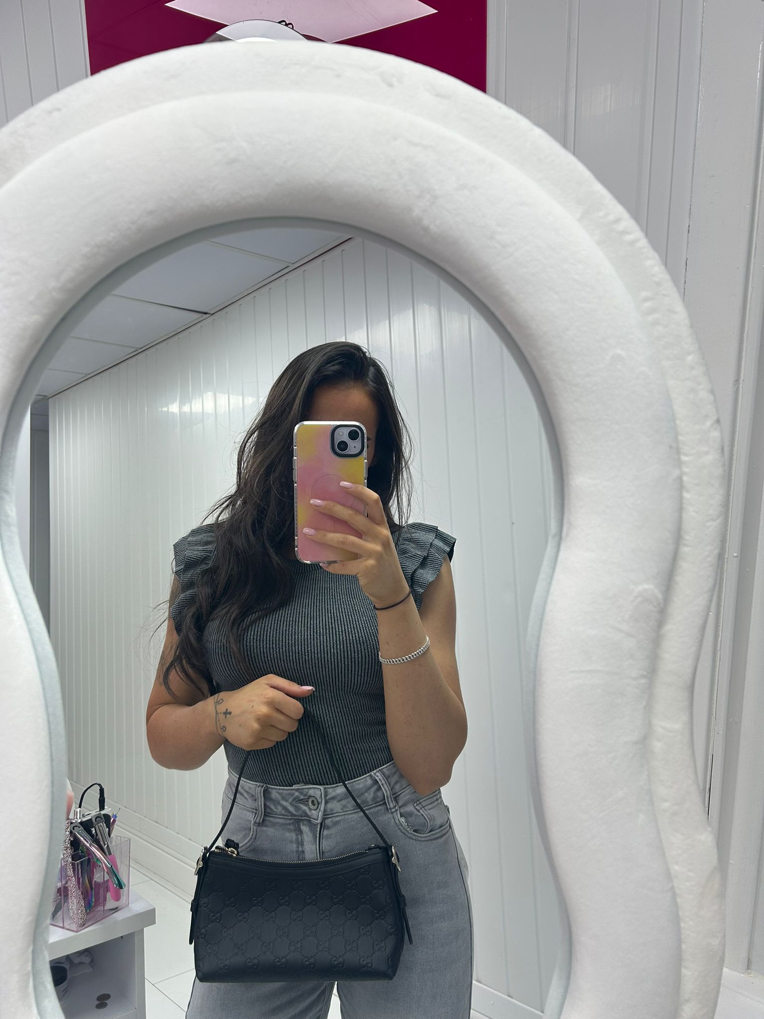 RUFFLE TRIM RIB KNIT TOP